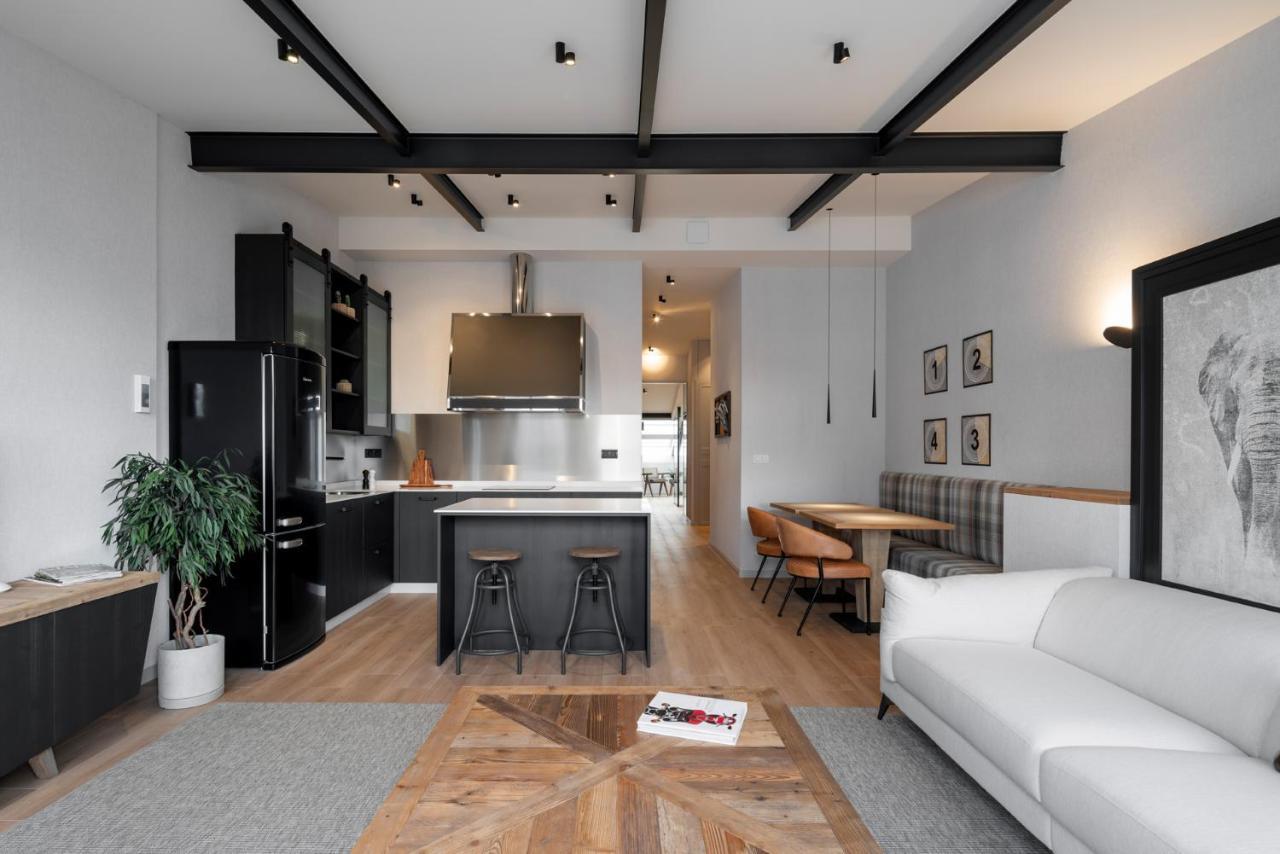 Housingcoruna Real58 A Coruña Εξωτερικό φωτογραφία