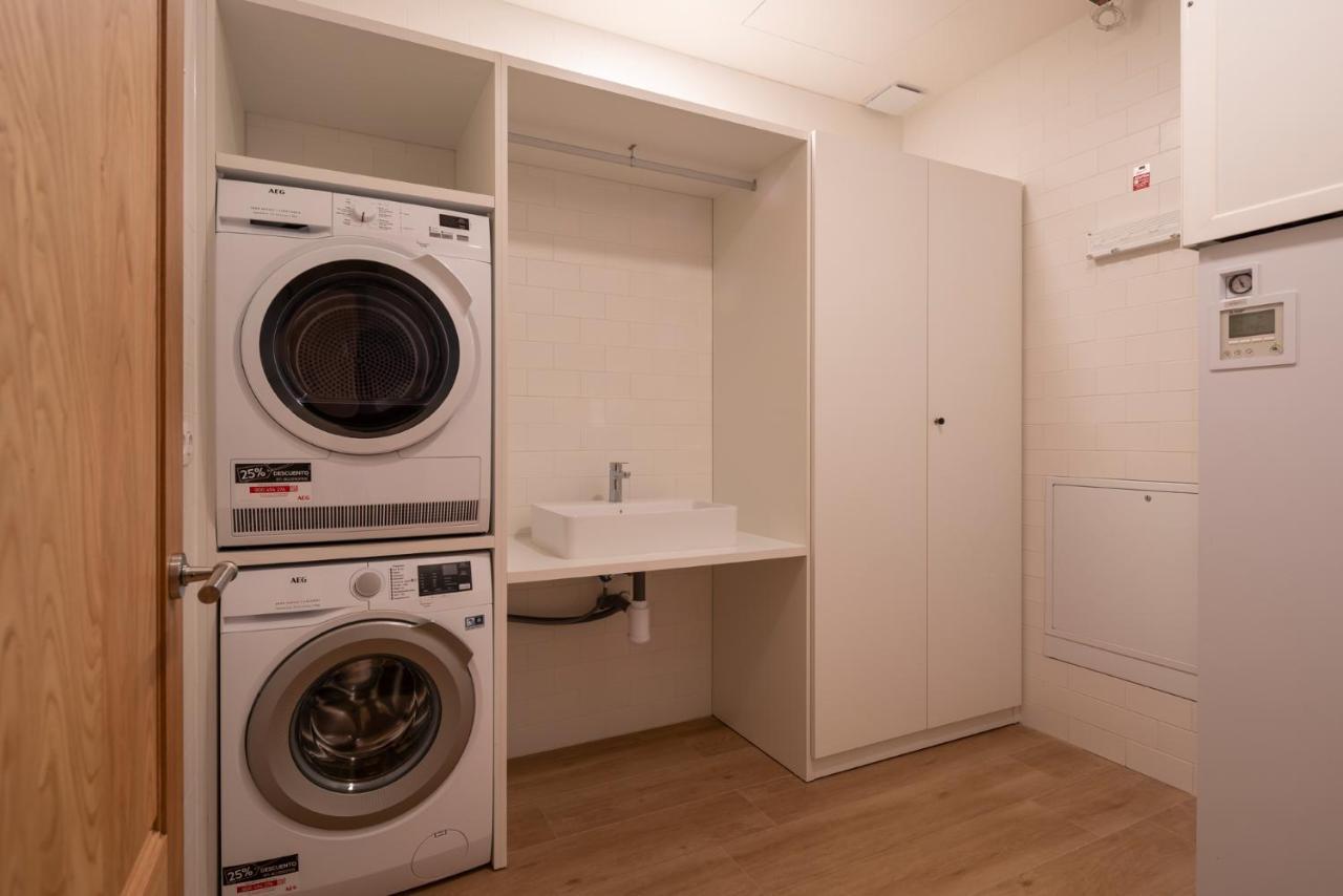 Housingcoruna Real58 A Coruña Εξωτερικό φωτογραφία