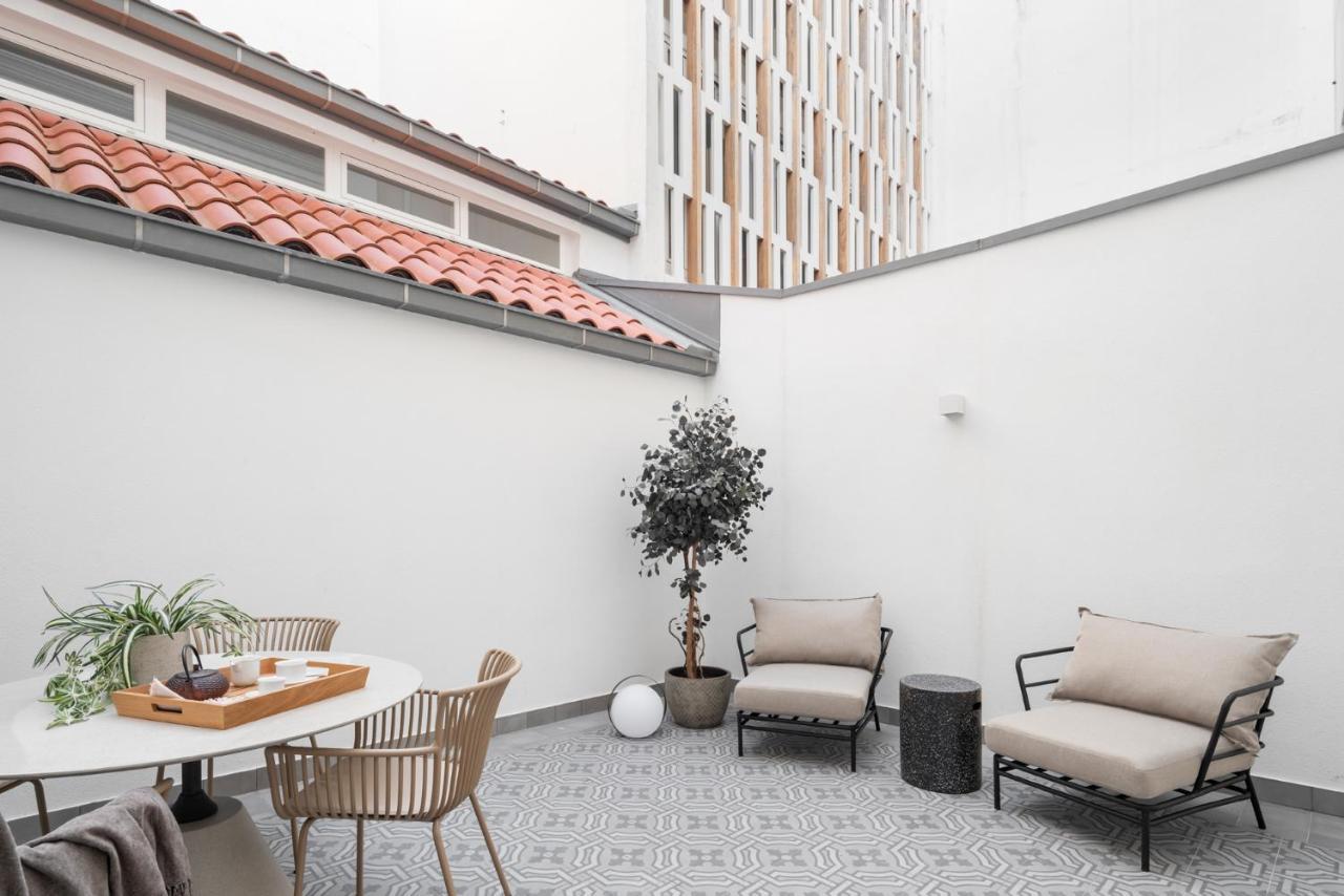 Housingcoruna Real58 A Coruña Εξωτερικό φωτογραφία